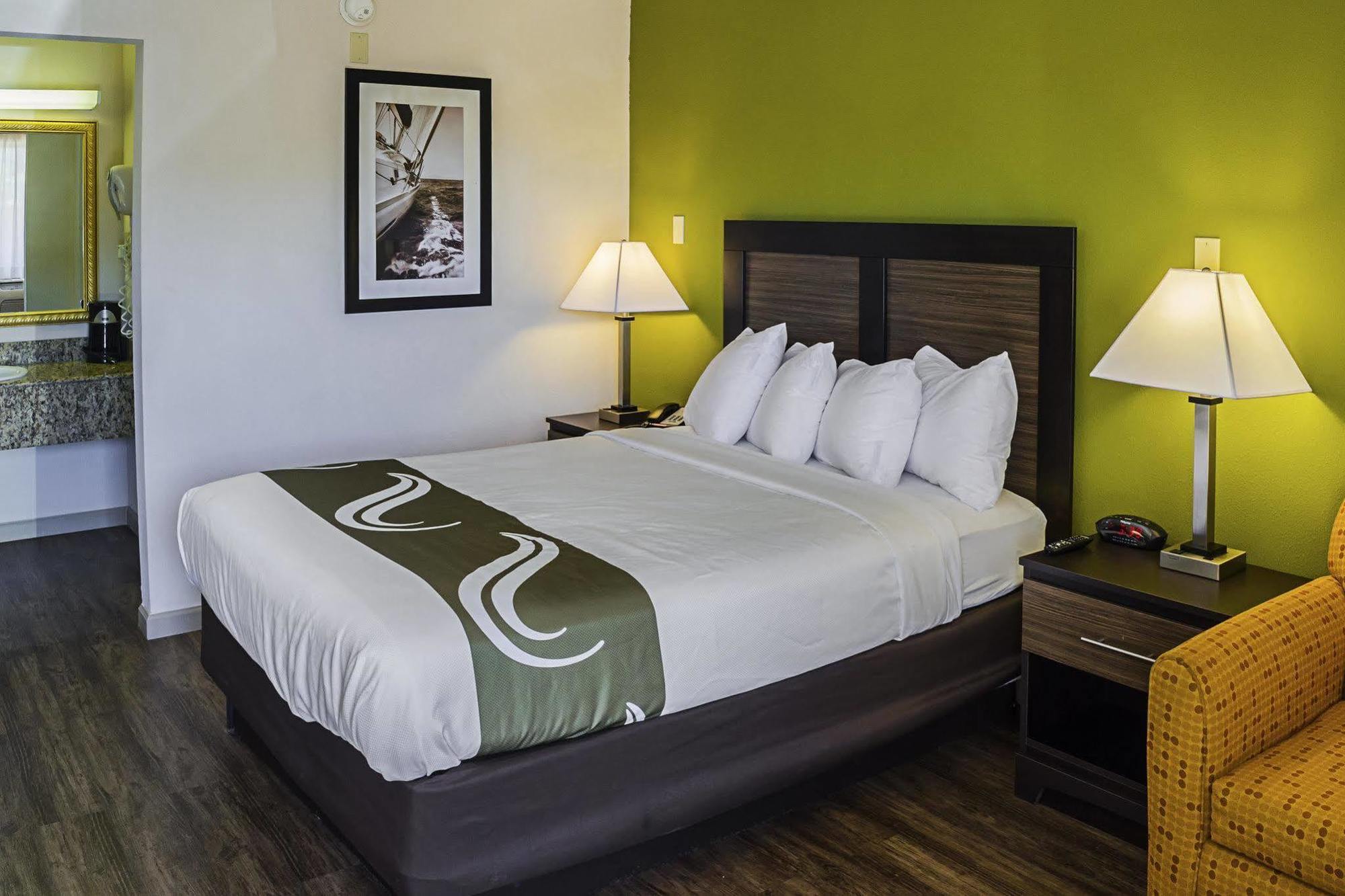 Quality Inn Biloxi Beach מראה חיצוני תמונה